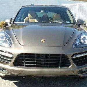 Meet your Posher, Frank